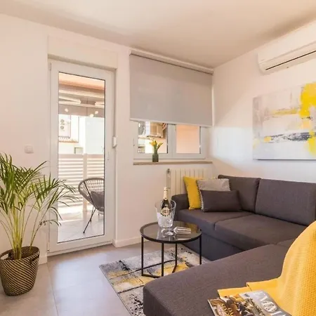 Neu Hervorragende 4-sterne-barbieri-wohnung In Der Nahe Des Meeres In Pula, Istrien Apartman *