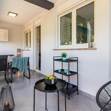 Apartman Neu Hervorragende 4-sterne-barbieri-wohnung In Der Nahe Des Meeres In Pula, Istrien